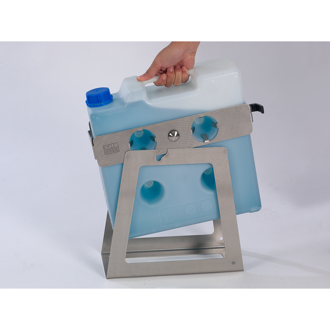 Filling support for compact jerrycan 10 l