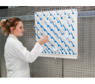 Draining rack, wallmount