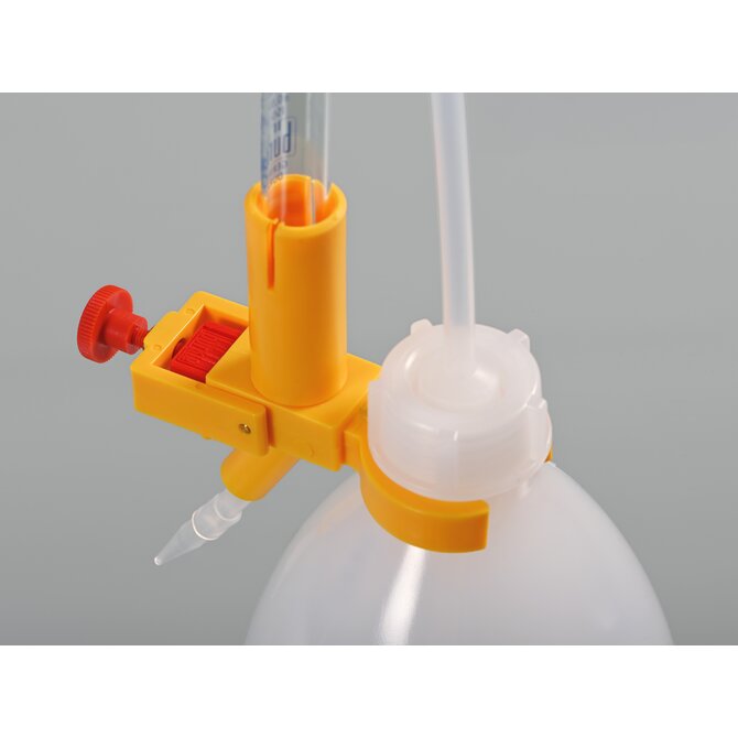 Titrating burette automatic