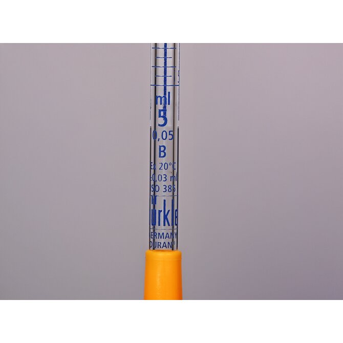Titrating burette automatic