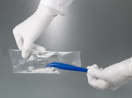 Single-use tweezers, blue, pointed/angled