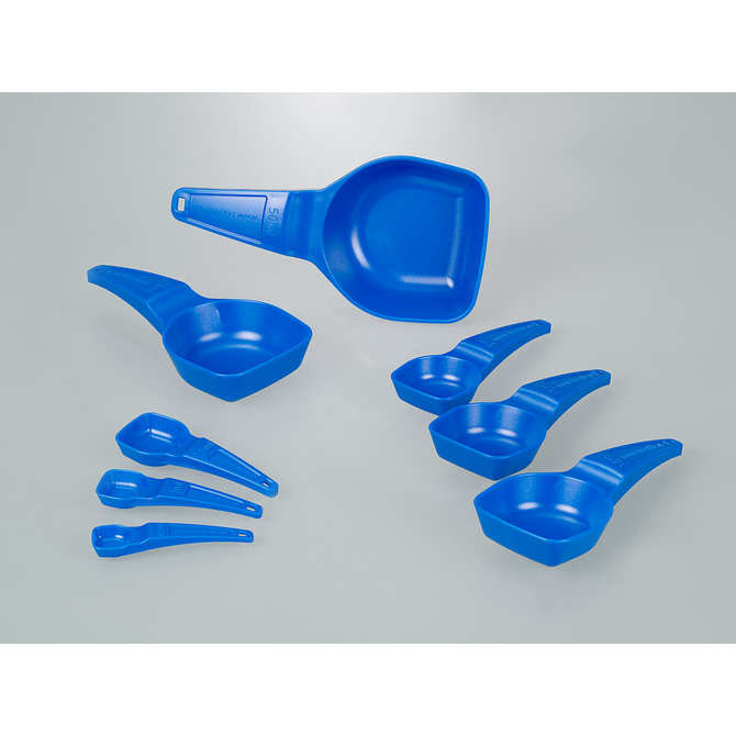 Measuring spoons, blue