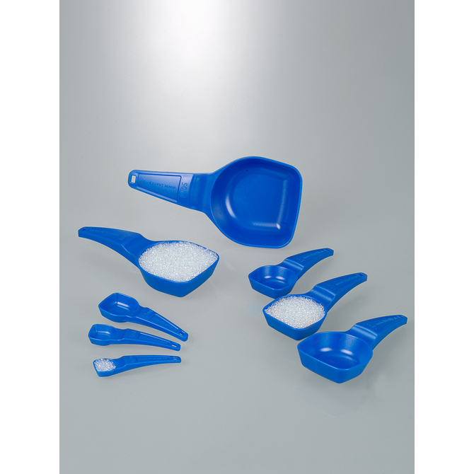 Measuring spoons, blue