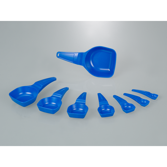 Measuring spoons, blue