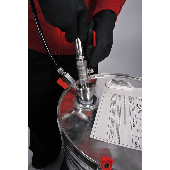 Gas-tight stainless steel drum pump with outlet hose