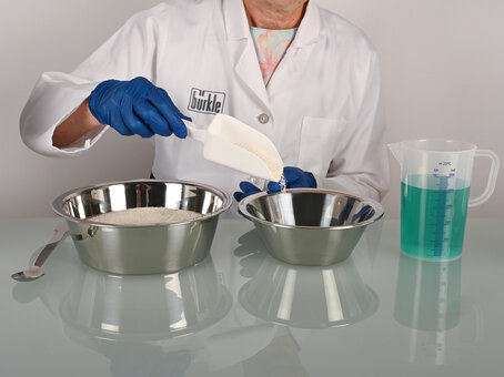 Conical laboratory bowl with a flat base