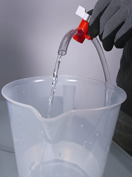 OTAL® Hand pump with hose & stopcock 