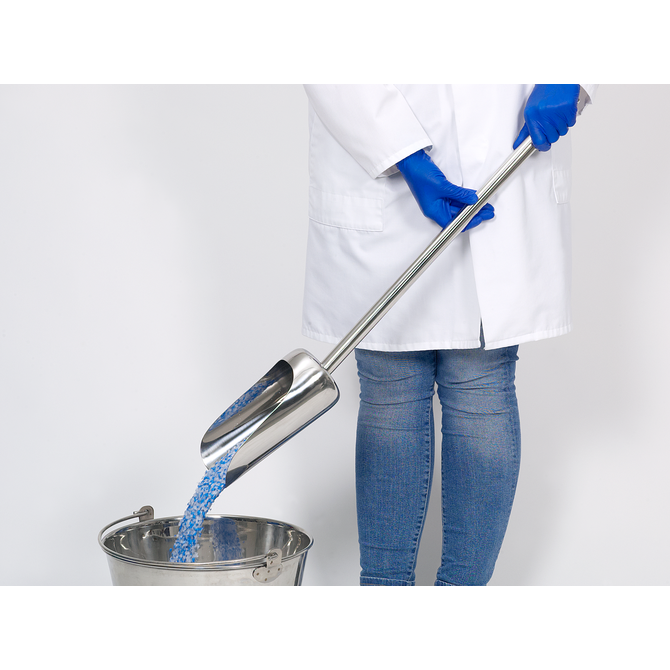 PharmaScoop with long handle