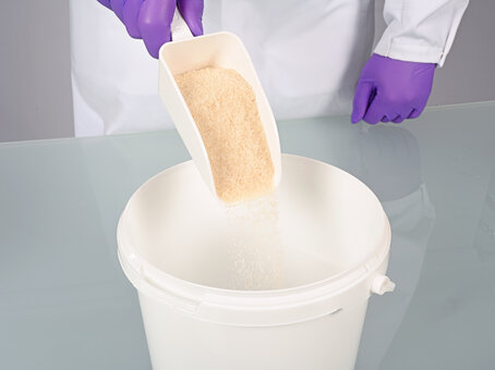 LaboPlast® scoop, disposable
