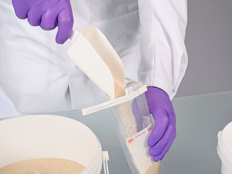 LaboPlast® scoop, disposable