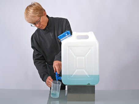 Wide-necked canister with 3/4" threaded connection