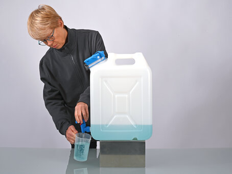 Wide-necked canister with 3/4" threaded connection