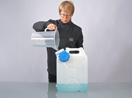 Wide neck canister