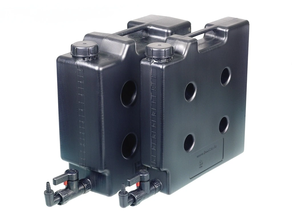 Wide-necked jerrycans with/without threaded connector - Pumps